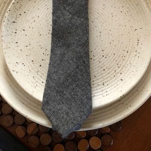 Set of three ties: 2 skinny ties, one striped